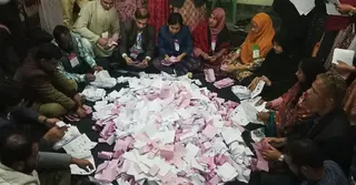 সারা দেশে নির্বাচনের ভোটগ্রহণ শেষ, চলছে গণনার প্রস্তুতি